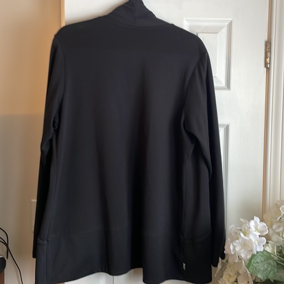 Elevate Black Blazer Sweater. Beautiful Soft Jersey. Dress up or Down ๐ - Picture 7 of 8